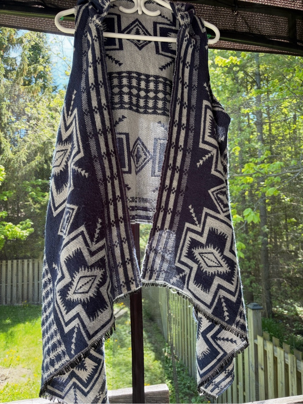 Open-Front Aztec Knit Vest - Navy & Cream